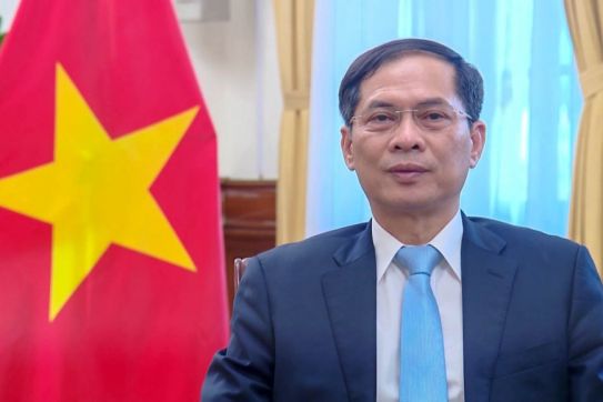 推进国际合作践行多边主义