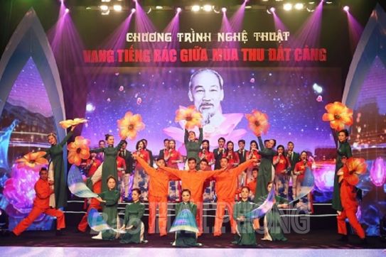 Thẩm định chương trình nghệ thuật “Vang tiếng Bác giữa mùa thu đất Cảng”