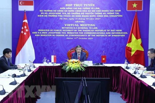 Vietnam, Singapore discuss enhancing cyber security ties