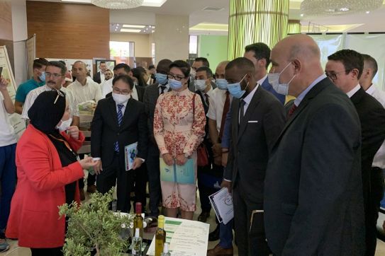 Vietnam shares entrepreneurship experience with Algeria