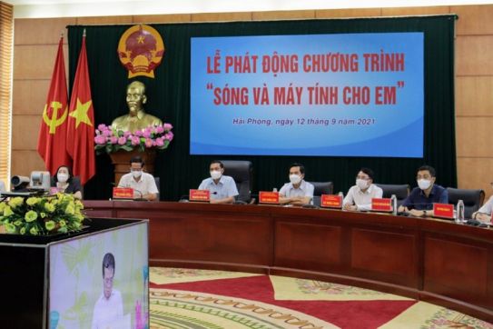 Chương trình “Sóng và máy tính cho em”: Ủng hộ hơn 1 triệu máy tính cho học sinh, sinh viên thuộc hộ nghèo, cận nghèo