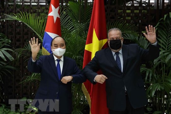Chủ tịch nước mong muốn mở rộng hợp tác với Cuba trong lĩnh vực y tế, dược phẩm