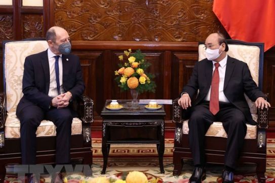 President welcomes new ambassadors of Uruguay, Finland, Austria