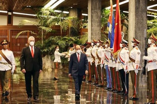 President Nguyen Xuan Phuc welcomed in Cuba