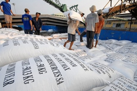 Doanh nghiệp không dám ký thêm hợp đồng mới, xuất khẩu gạo khó hoàn thành mục tiêu