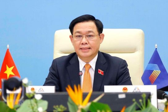 Càng qua sóng gió, bản sắc của Cộng đồng, tình cảm của ASEAN càng được củng cố và bồi đắp (*)