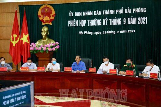 UBND thành phố họp phiên thường kỳ tháng 9: Đánh giá tình hình phát triển kinh tế - xã hội 9 tháng năm 2021