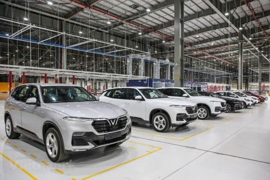 Vietnam’s automobile sales slip to record low due to COVID-19