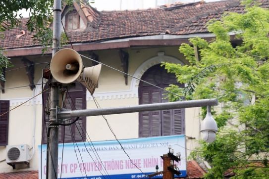 Giữa mùa dịch, loa phường tiếp tục sứ mệnh truyền tin đến từng ngõ xóm