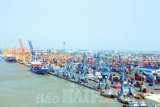 Triển khai thu phí hạ tầng cảng biển không dùng tiền mặt: Thuận tiện, nhanh chóng, hiệu quả cao