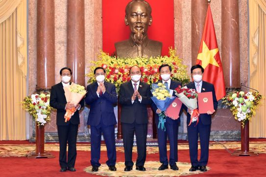 越南国家主席：新政府将击退疫情，让越南回到“新常态”
