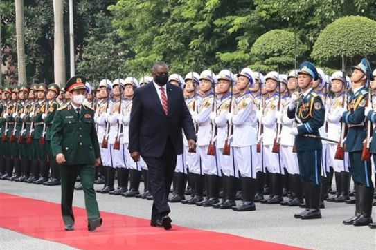 美国国防部部长奥斯汀对越南进行正式访问
