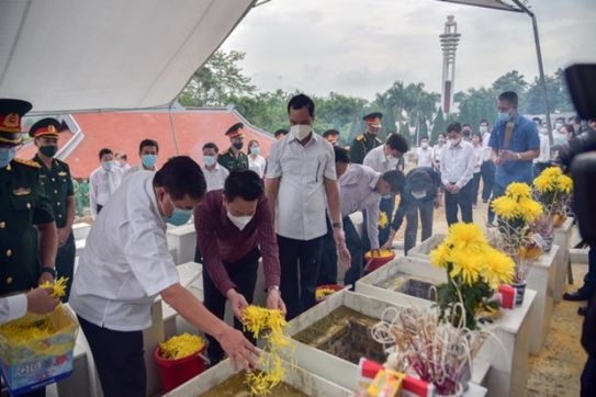 Lan tỏa truyền thống “uống nước nhớ nguồn” và nghĩa “đồng bào”