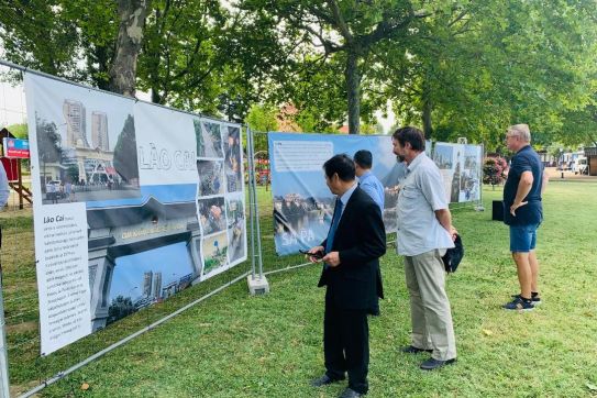 Triển lãm ảnh quảng bá về Việt Nam tại thành phố Fonyód, Hungary
