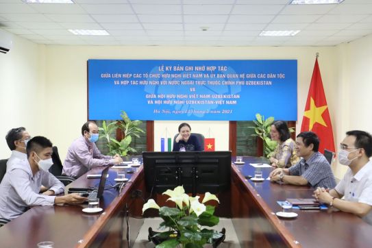 Đẩy mạnh giao lưu nhân dân hai nước Việt Nam - Uzbekistan