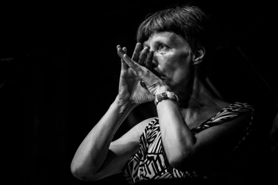 Online concert connects female artists