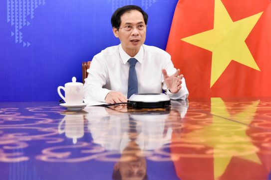 Nhiều doanh nghiệp WEF đánh giá Việt Nam là điểm đến hàng đầu khu vực