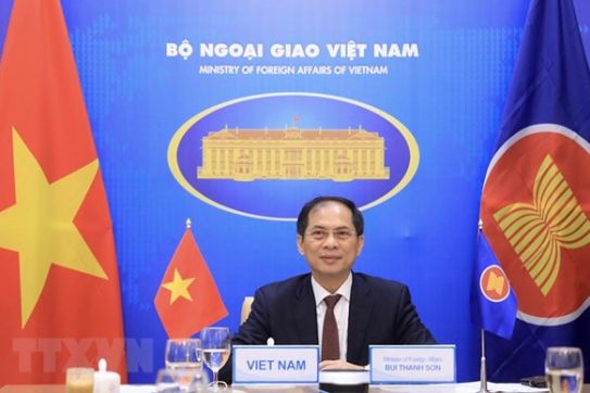 越南外长裴青山出席东盟——美国外长特别视频会议