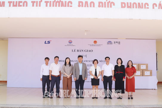LS Group (South Korea) Sponsors 1.1 Billion VND to Improve Educational Conditions at Van Huong Primary and Secondary School (Do Son District)