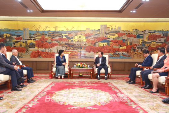 Secretary of the Hai Phong Party Committee Le Tien Chau Welcomes a Delegation from the Special Economic Zone Research Center, Shenzhen University (China)