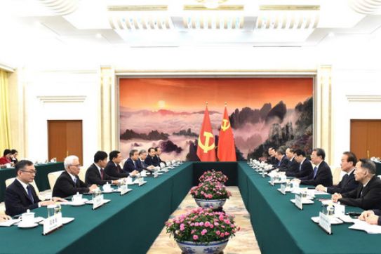 ベトナム共産党代表団が中国を訪問し、業務を実施