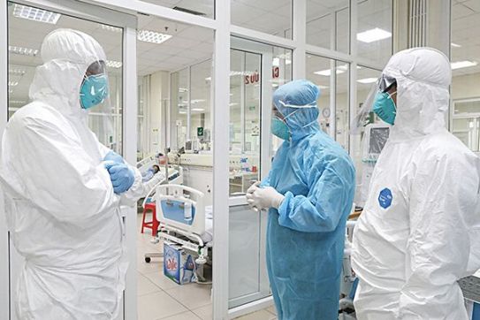 Việt Nam tiếp nhận khẩn cấp, điều trị thành công nhân viên Liên Hợp Quốc nhiễm COVID-19