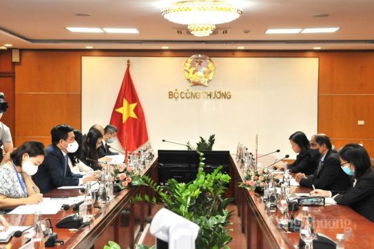 Việt Nam – Singapore: Đẩy mạnh hợp tác đầu tư nhằm tận dụng các cơ hội từ FTA