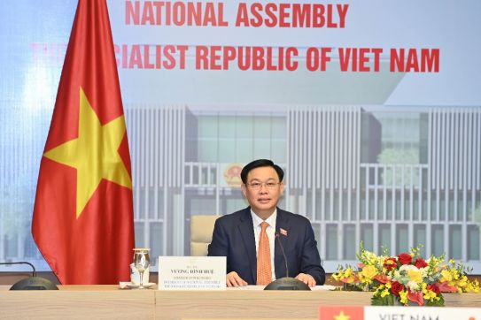 日本承诺协助越南推进新冠疫苗接种