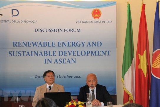 Thị trường năng lượng tái tạo tại ASEAN thu hút doanh nghiệp Italy