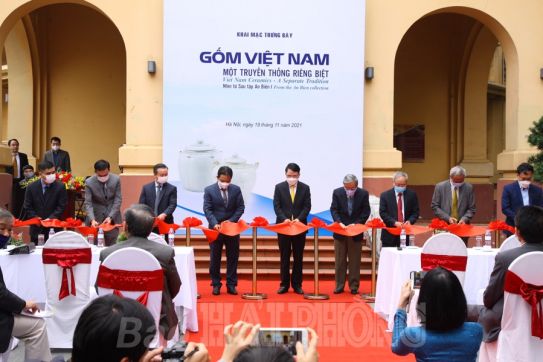 The opening of“Vietnam Ceramics – A separate tradition – From the An Bien Collection” exhibition