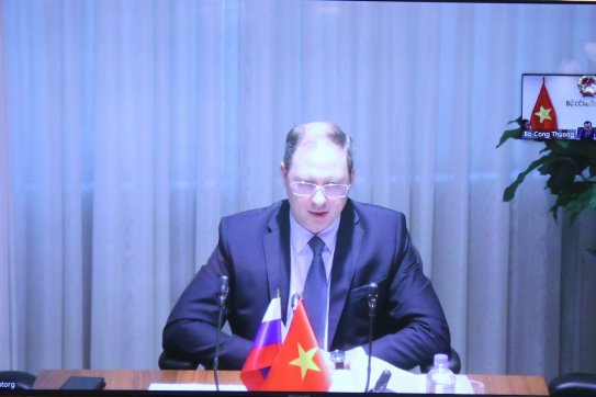 Việt Nam - Liên bang Nga thúc đẩy hợp tác trong lĩnh vực sản xuất ô tô