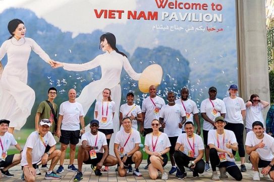 Nhà Triển lãm Việt Nam thu hút được sự quan tâm từ bạn bè và truyền thông quốc tế
