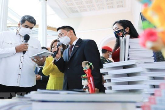 Dấu ấn Việt Nam tại Hội chợ Sách quốc tế Venezuela lần thứ 17