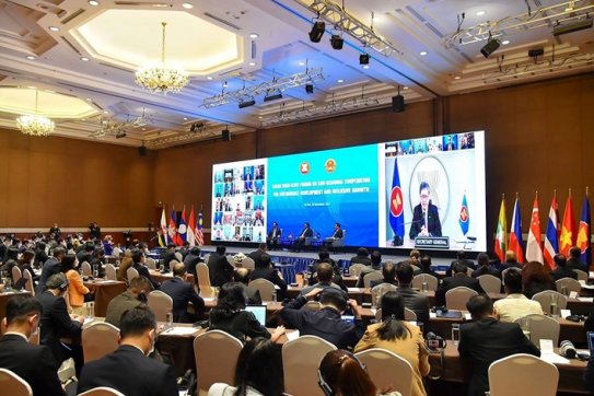 Đảm bảo các vùng, miền theo kịp với tiến trình phát triển chung của khu vực