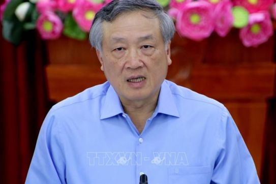 越中法院加强合作