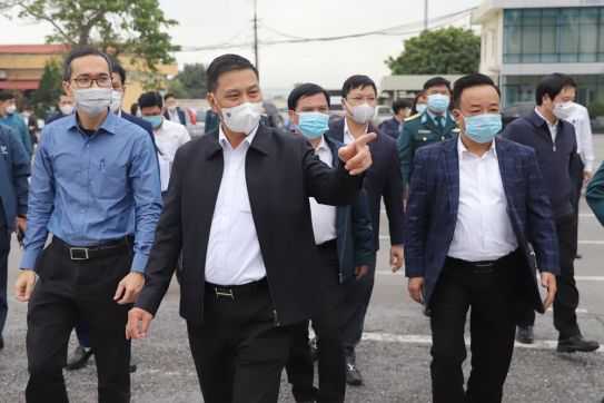 市人民委員会のグエン・ヴァン・ツイング委員長がカットビ国際空港拡張プロジェクトの進捗状況を視察