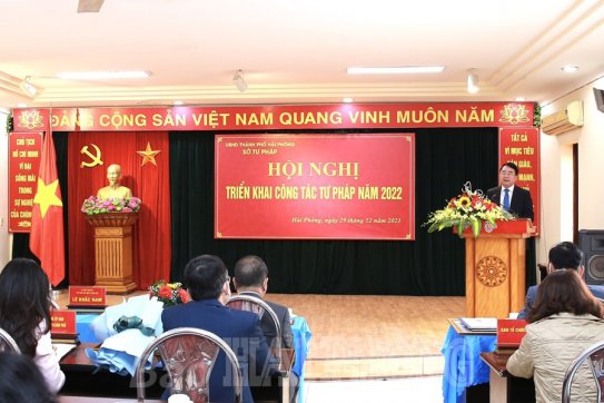Công tác Tư pháp thành phố năm 2022: Tập trung xây dựng hệ thống văn bản quy phạm pháp luật đồng bộ, khả thi, công khai, minh bạch