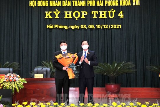 Đồng chí Hoàng Minh Cường được bầu giữ chức Phó chủ tịch UBND thành phố