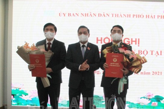 Nhân sự mới: Phân công đồng chí Lê Khắc Nam, Phó chủ tịch UBND thành phố kiêm Giám đốc Sở Y tế