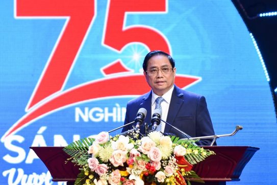 Thủ tướng: Chung sức tạo bứt phá mới trong năng suất lao động để phát triển nhanh và bền vững