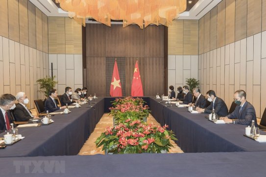 Bộ trưởng Bùi Thanh Sơn hội đàm với Ngoại trưởng Trung Quốc Vương Nghị