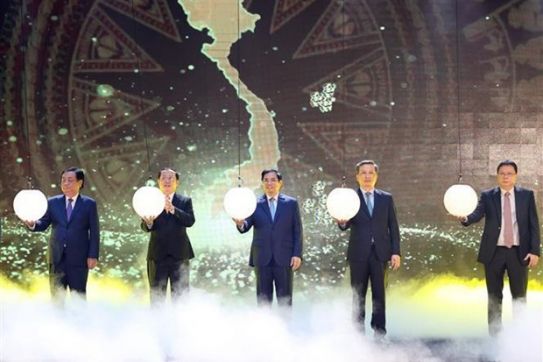 越南政府总理范明政：创新须参与解决新出现的问题