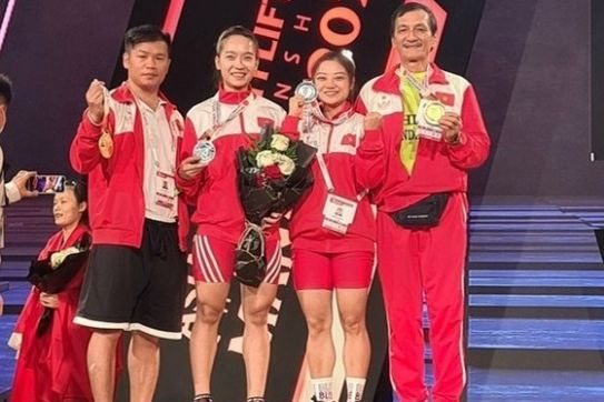Vietnam win two gold medals at 2022 Asian Weightlifting Championships