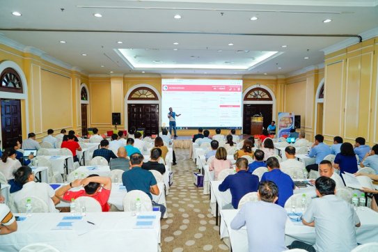 Hội thảo Phát triển nền tảng công nghệ vào quản lý, điều hành Logistics: Giảm chi phí, tăng hiệu quả trong xuất nhập khẩu hàng hóa