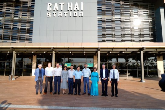 Thái tử Kế vị Đan Mạch và Đoàn doanh nghiệp thăm toàn cảnh Cảng Hải Phòng và các Khu Công nghiệp