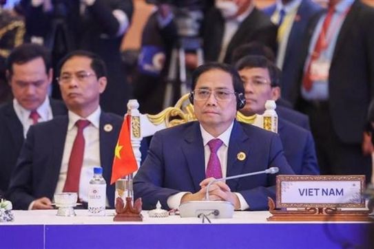 东盟峰会：范明正总理出席东盟与各伙伴国领导人会议