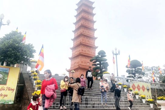 Độc đáo hành trình du Xuân Đồ Sơn