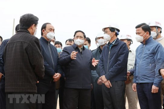 Đẩy nhanh tiến độ xây dựng các dự án trọng điểm ngành giao thông