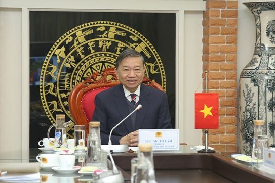 Vietnam, US foster cooperation in crime prevention and combat