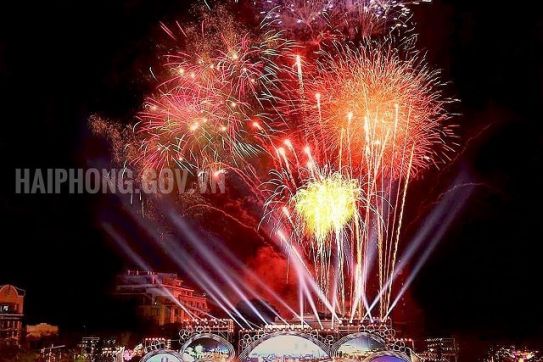 Thành phố sẽ bắn pháo hoa nổ tầm thấp nhân dịp khai mạc Lễ hội Hoa Phượng Đỏ - Hải Phòng 2022